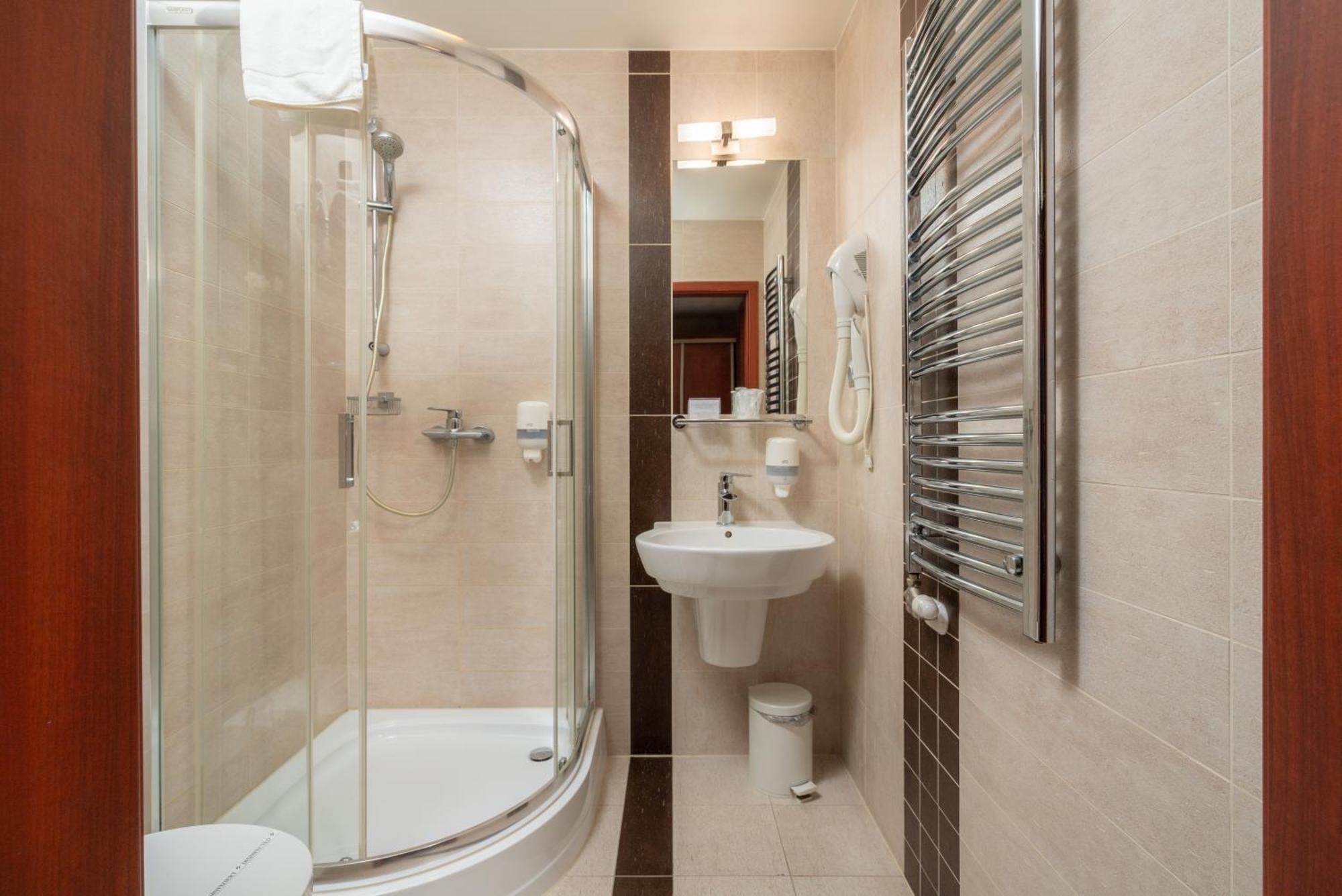 Hotel Badura Wadowice Dış mekan fotoğraf