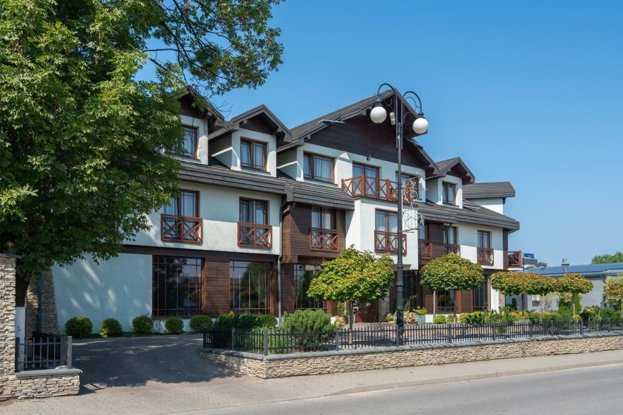 Hotel Badura Wadowice Dış mekan fotoğraf